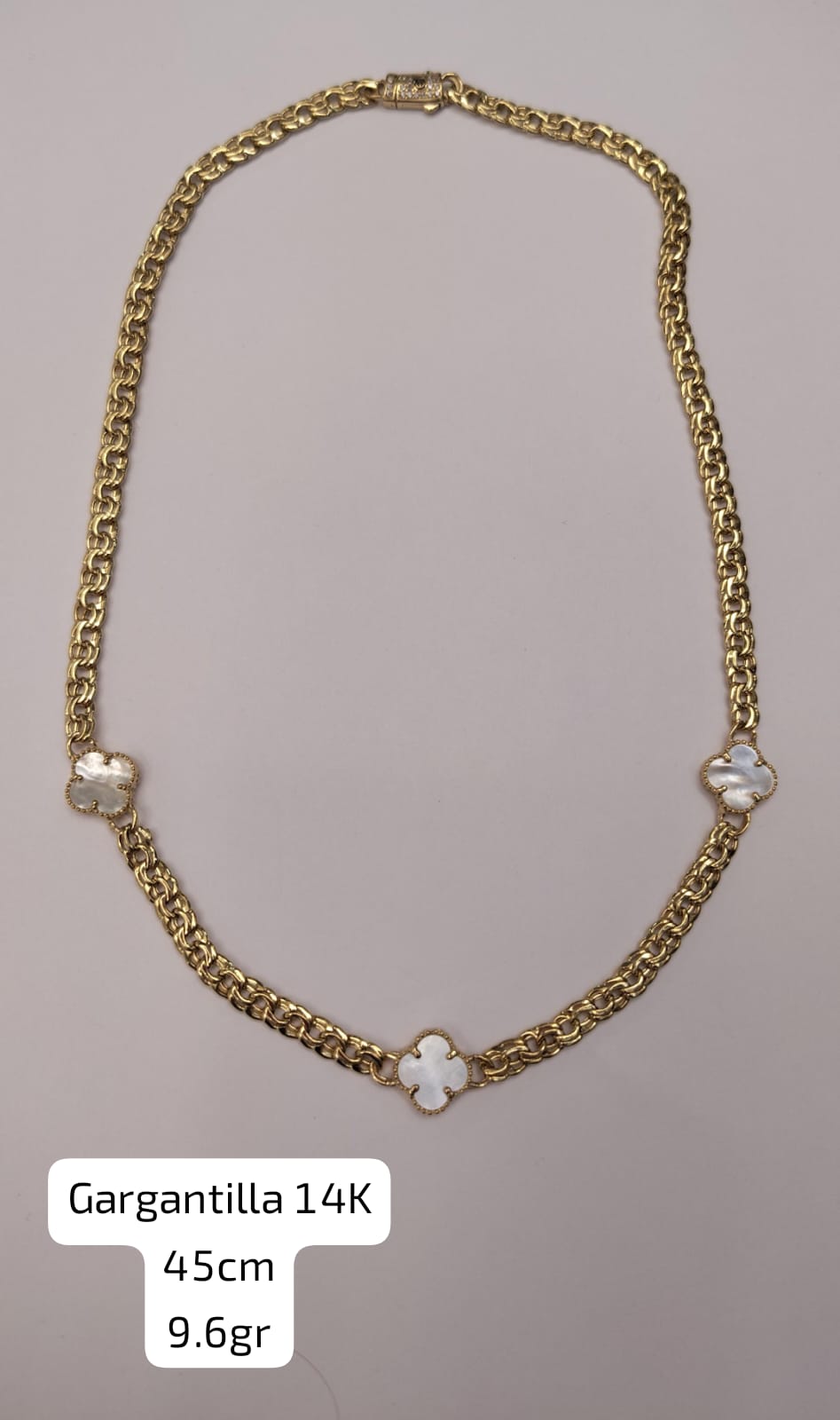 Gargantilla de oro