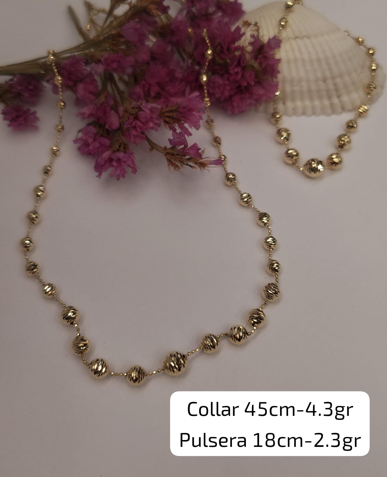 Conjunto de oro collar y pulsera